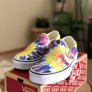 Vans Classic Slip-On “Tie Dye” Womens 8.5